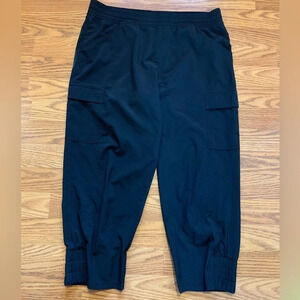 The North Face Black Cargo Pants Cropped Lightweight Capris Women’s 8